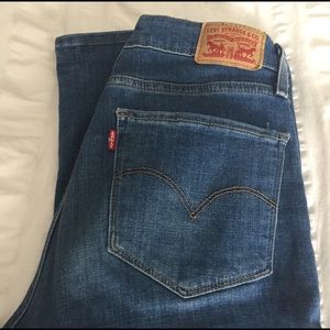 Levi’s 721 High Rise Skinny